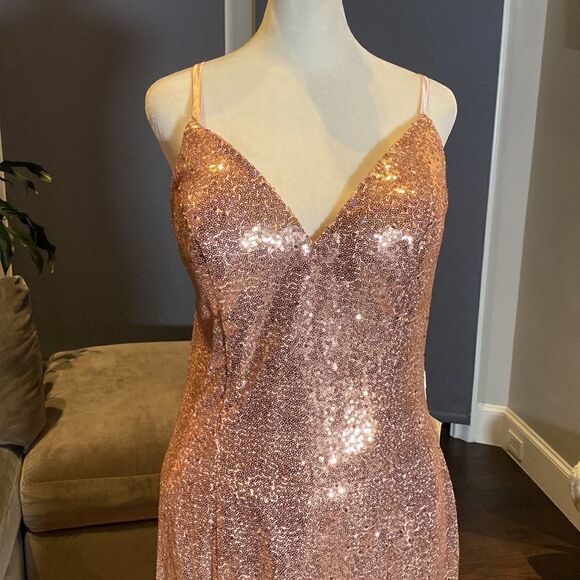 Women’s Pink Fully Sequined Mermaid Style Prom Party Dress Size 12 NWT - Picture 2 of 7